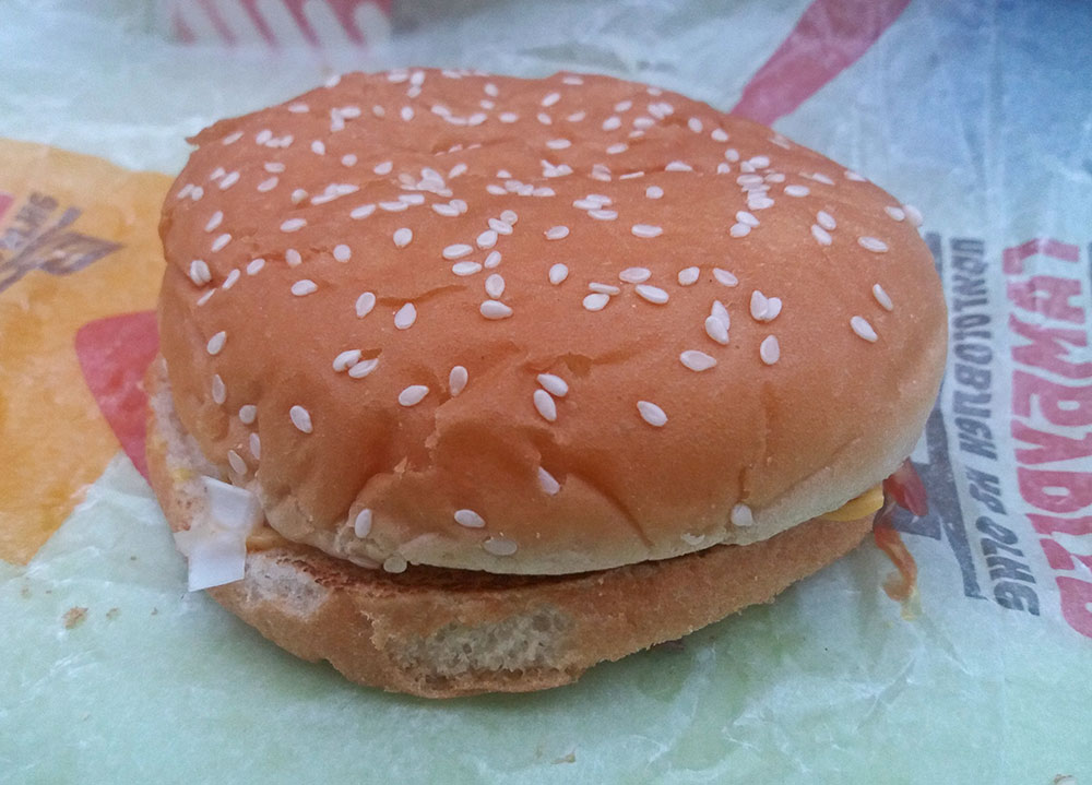 Большой чизбургер от Burger King